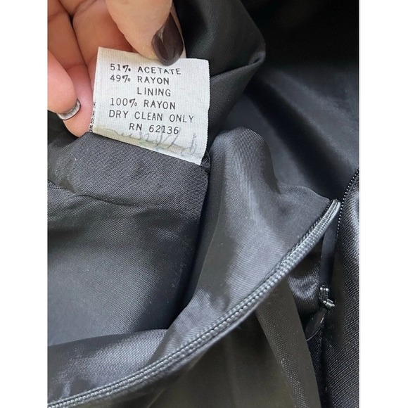 90s Marciano Guess Dress Size 6 Black Satin Made USA Sheath VNeck Sleeveless EUC - Picture 9 of 9